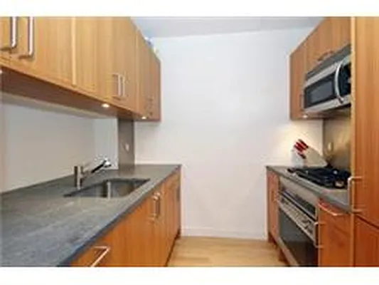 Rented by Douglas Elliman | media 21