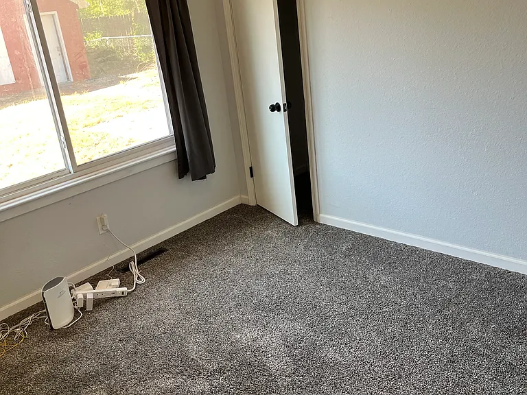 315 Anita Dr — Photo 12