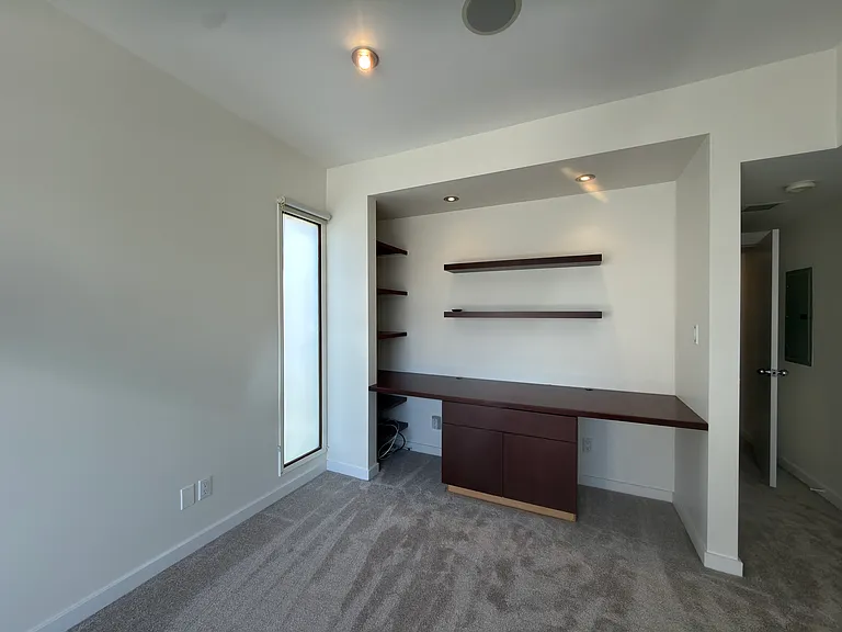 650 8th St #650 — Photo 13