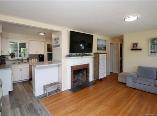 358 Wakelee Ave, Ansonia, CT 06401