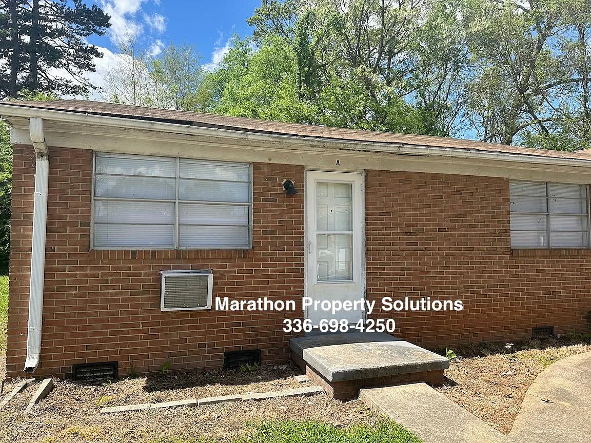 2 bed, 800 sqft, $775 — Photo 1