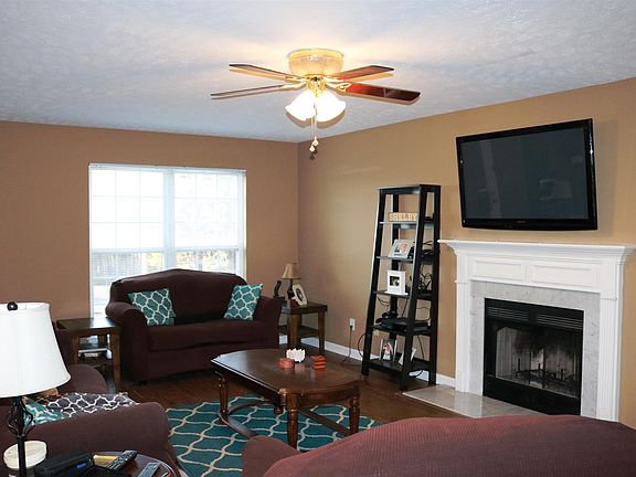 2nd image of 608 Nova Ct