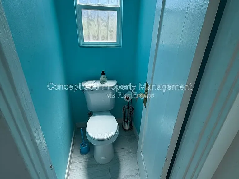 1124 Nadeau St — Photo 24
