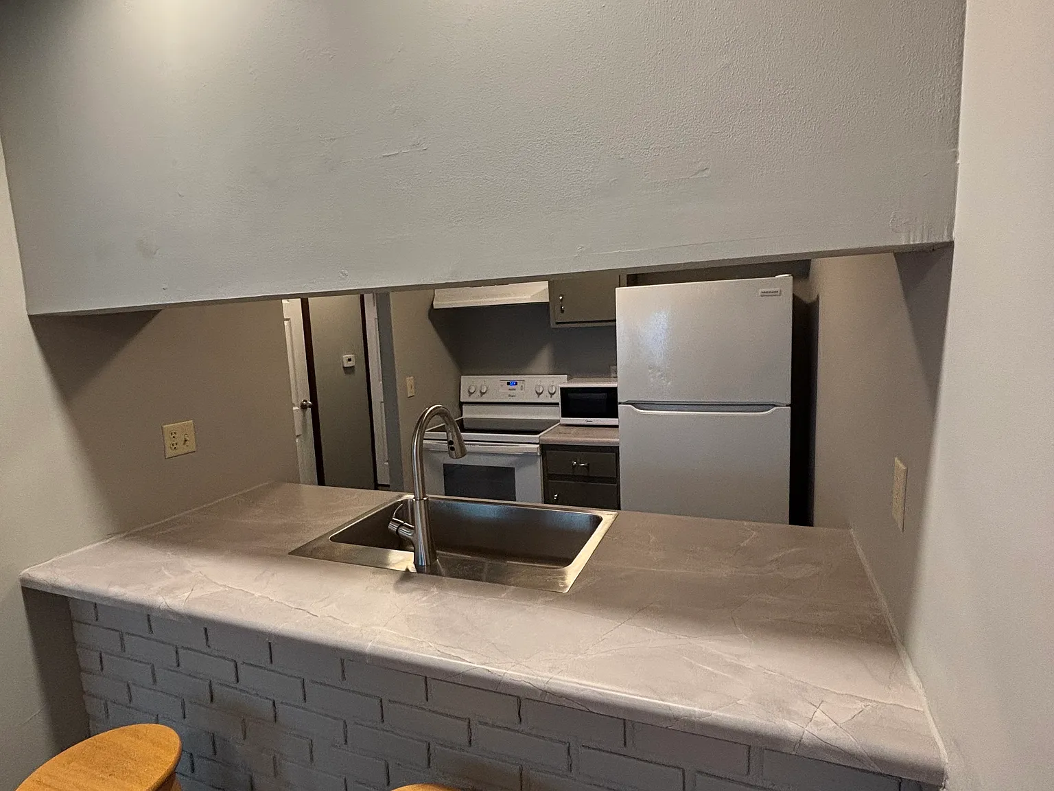 3 bed, 1.5 bath, 1150 sqft, $1,400 — Photo 4