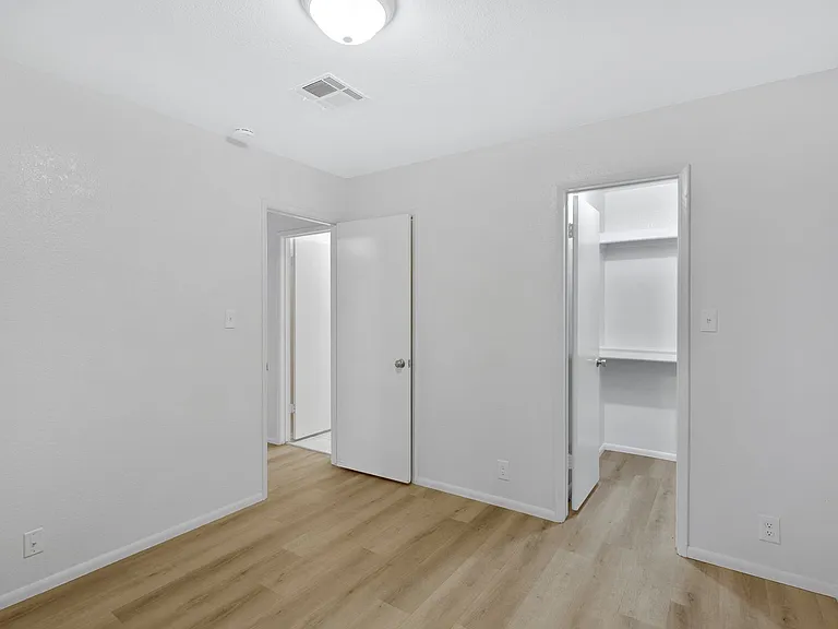 20235 N 3rd Dr #8 — Photo 12