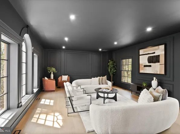 11115 Streamview Ct, Great Falls, VA 22066