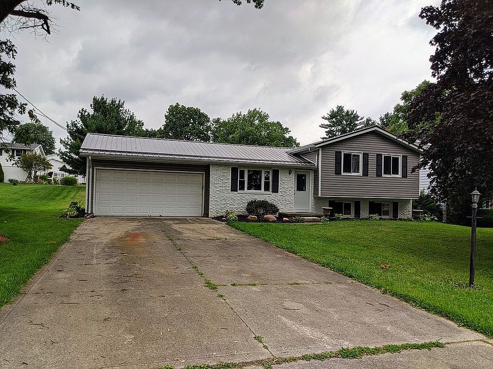 1st image of 1713 Honeysuckle Dr
