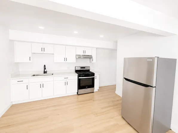 170 S Laurel St #111, Ventura, CA 93001