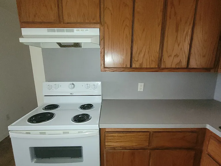 404 S 2nd St #3 — Photo 8