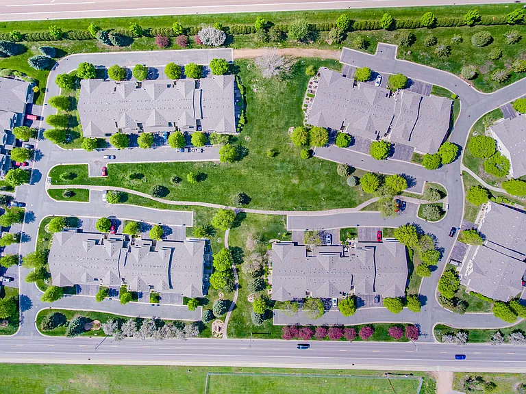 112X Crystal Pl W — Photo 54