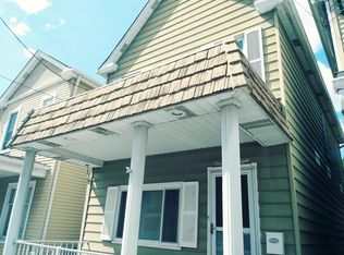 138 Watkins Ave, Wilmerding, PA 15148