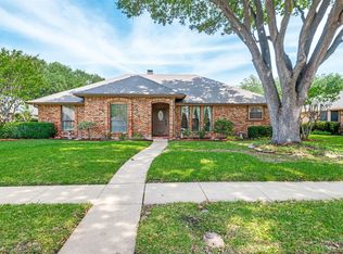 2401 Radcliffe Dr, Rowlett, TX 75088