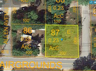 3 Page St, Plymouth, NH 03264