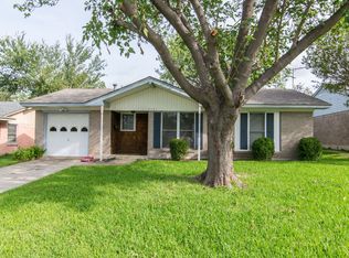 2721 Driftwood Dr, Mesquite, TX 75150