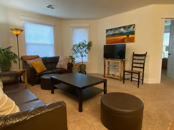 689 Siskiyou Blvd, Ashland, OR 97520