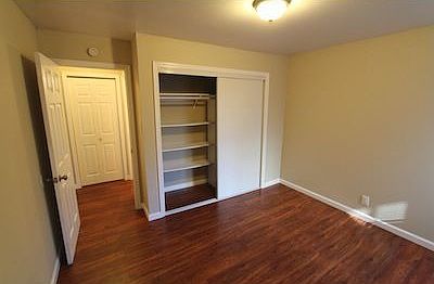 3rd image of 2268 E 15th St APT 1