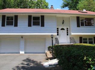 195 South St, Demarest, NJ 07627