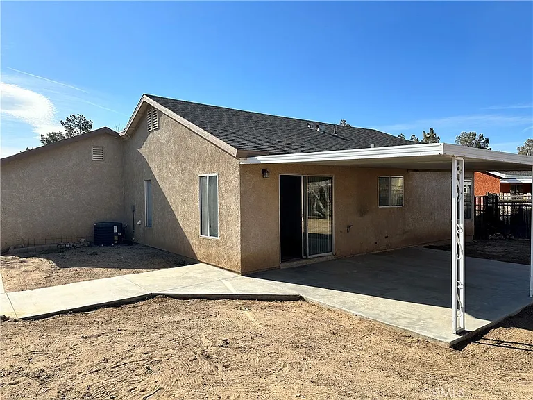 17785 Carson Cir — Photo 8
