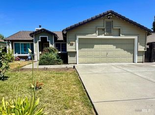 1400 Ferrero Dr, Dixon, CA 95620