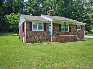 622 Dogwood Cir, High Point, NC 27260