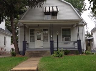 2165 S 10th St, Springfield, IL 62703