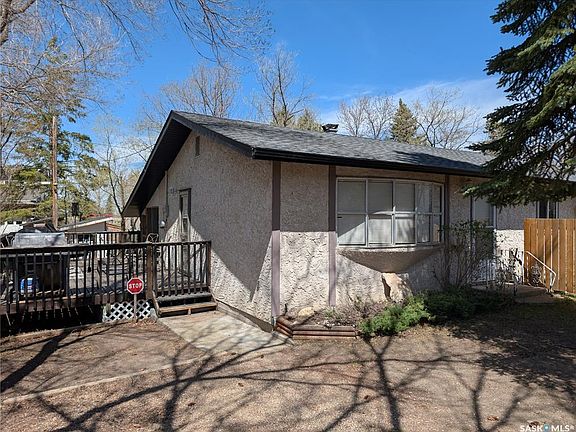 3rd image of 123 Maple ROAD