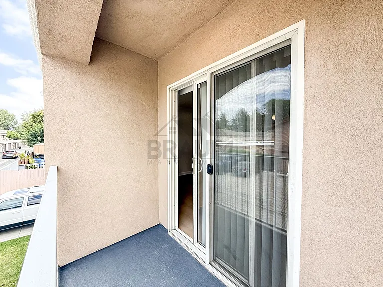7323 WINNETKA — Photo 9