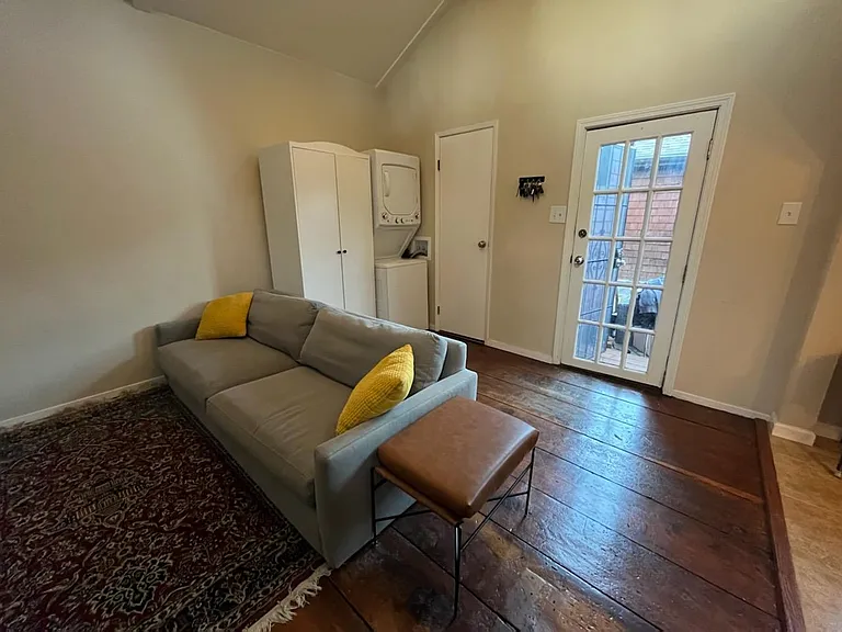 332 Bayview St #A — Photo 14