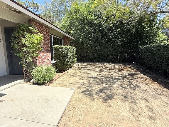 2nd image of 550 Highland Dr