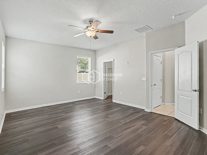 1560 Scarbrough Abby Pl — Photo 9