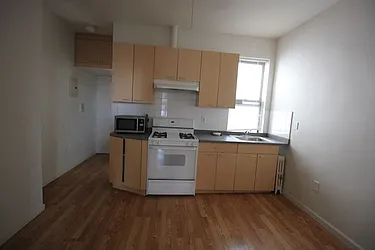 Rented by Capri Jet Realty Corp