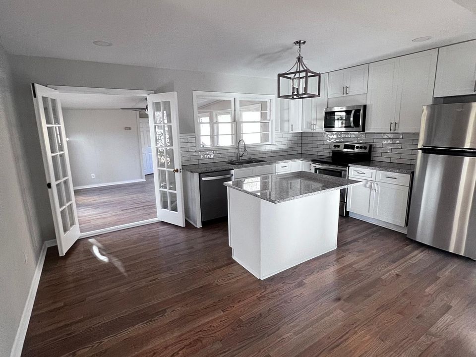 1305 Pine Valley Rd, Gainesville, GA 30501 Zillow