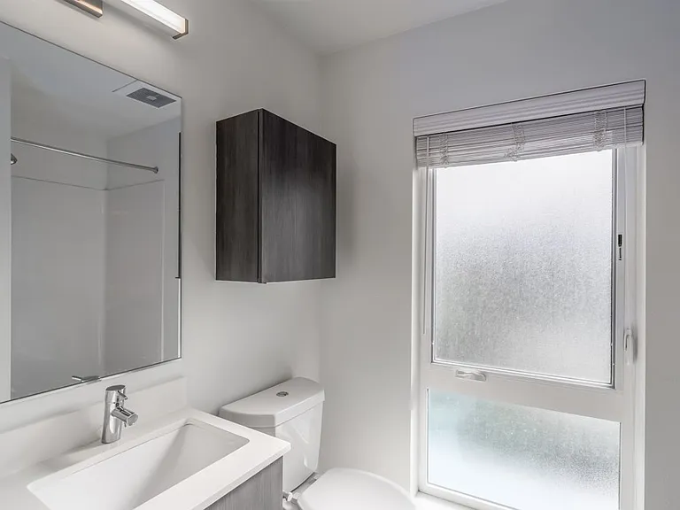5001 Brooklyn Ave NE — Photo 8
