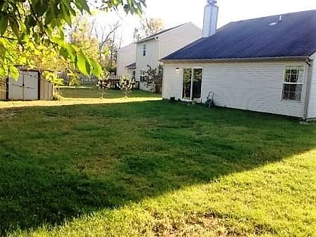 3rd image of 6150 Tybalt Cir