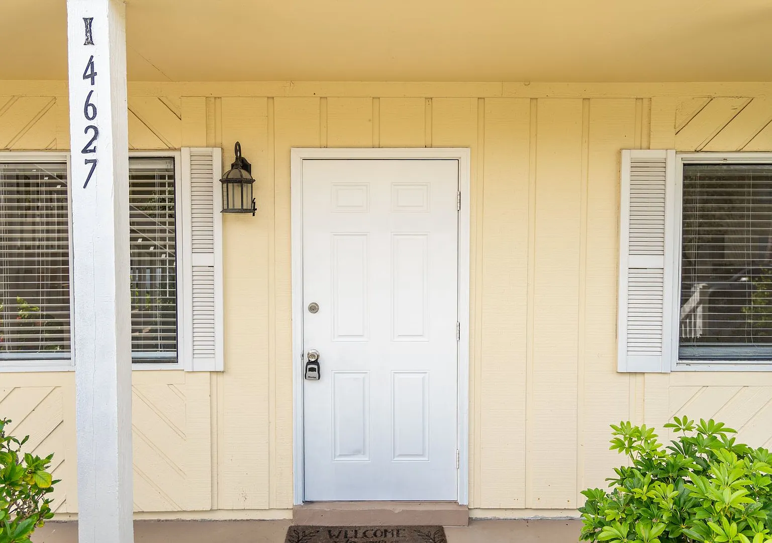 Abaco Bay Unfurnished Annual 2 Bed/2 Bath Condo South Naples - Great Location — Photo 3