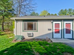 170 E Hadley Rd APT 14, Amherst, MA 01002