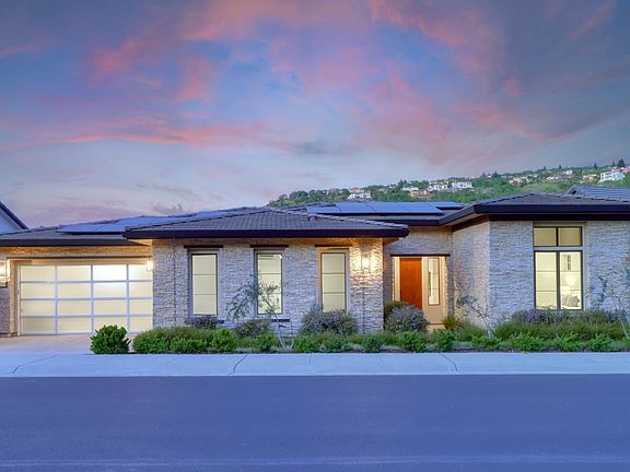 2nd image of 2042 Ritchie St