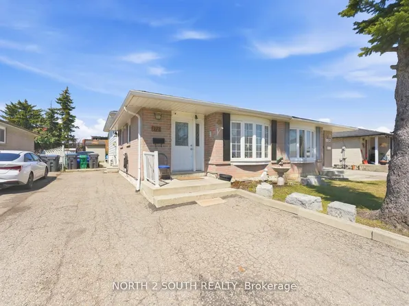 7739 Priory Cres, Mississauga, ON L4T 3H6