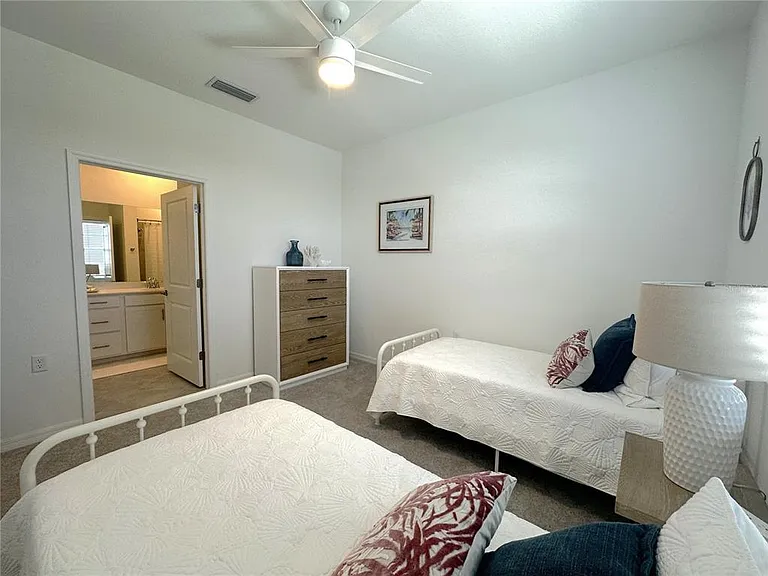 14201 Heritage Landing Blvd #1338 — Photo 19