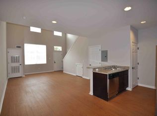 533 1/2 E 38th St, Savannah, GA 31401
