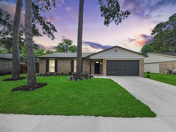 3rd image of 2811 Canary Ln