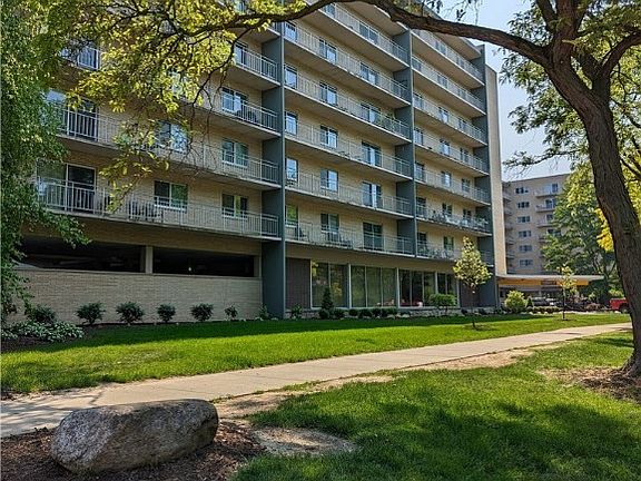 2nd image of 10301 Lake Ave APT 318