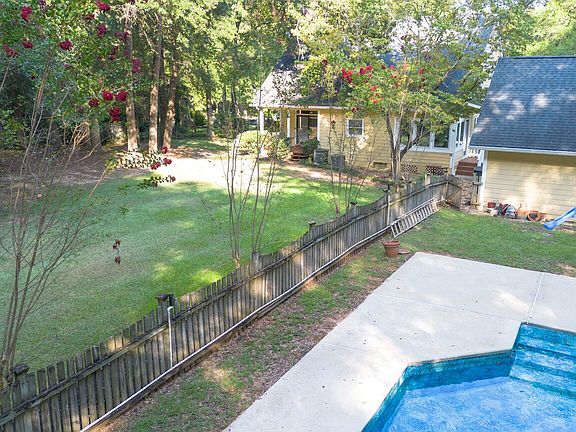 5th image of 141 Wimbish Way