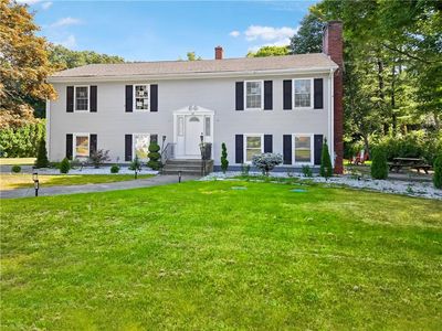 35 Hines Farm Rd, Cranston, RI, 02921