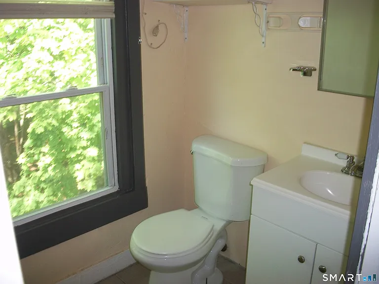 27 Lilac St #2 — Photo 10