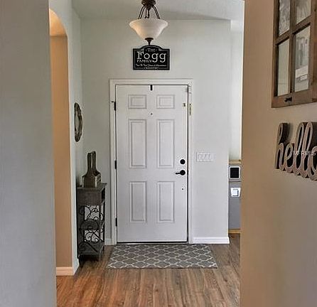 3rd image of 753 Meadow Glade Dr