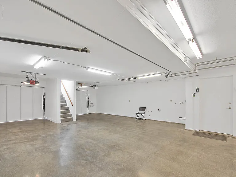 310 Bayview Dr — Photo 27