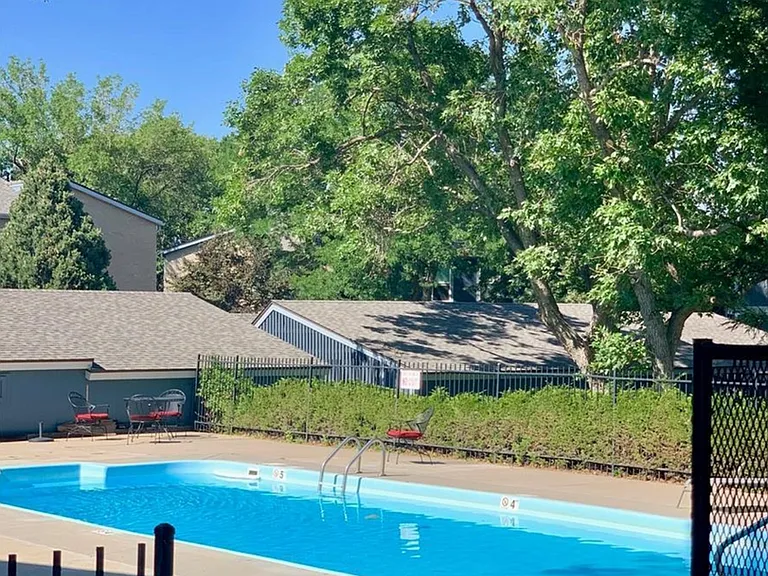7275 S Xenia Cir #E — Photo 23
