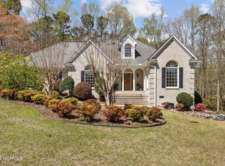 108 Charles Ct, Chocowinity, NC 27817
