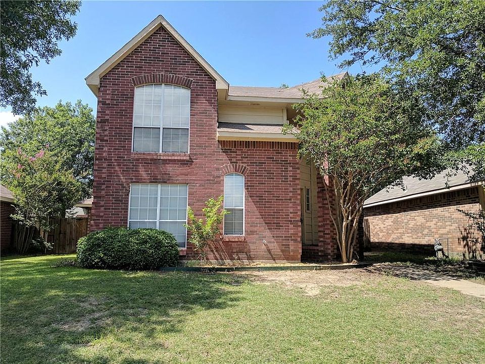 1st image of 616 Blue Leaf Dr